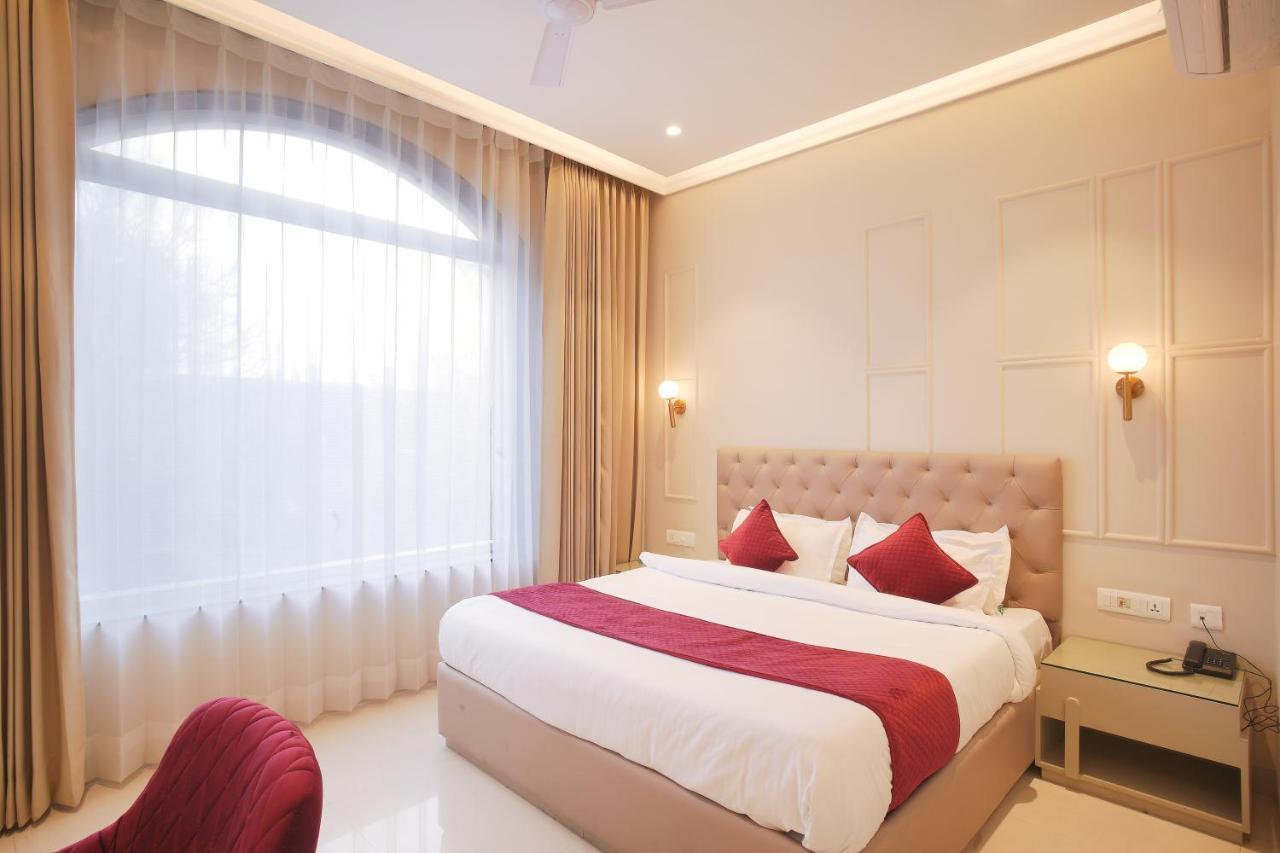 Hotel Green Land Heights Амритсар Екстериор снимка