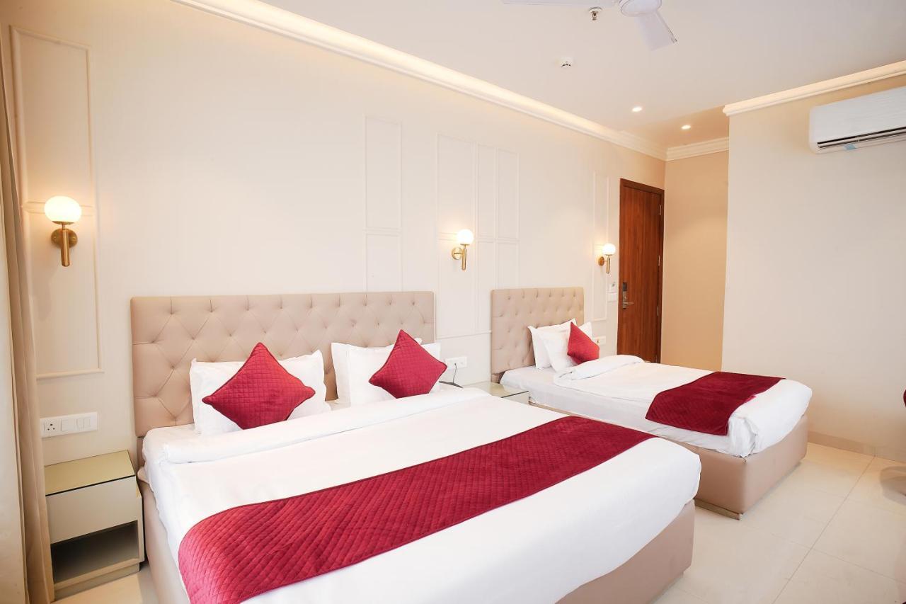 Hotel Green Land Heights Амритсар Екстериор снимка
